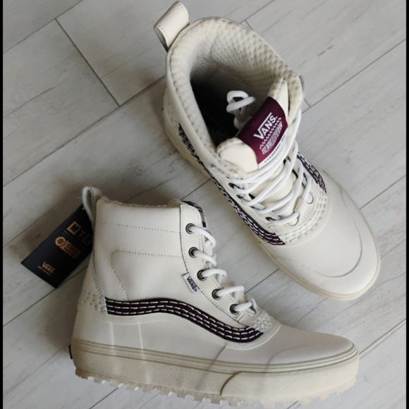VANS x BENNY URBAN NEW MTE Standard Mid Snow Boots - Picture 2 of 11